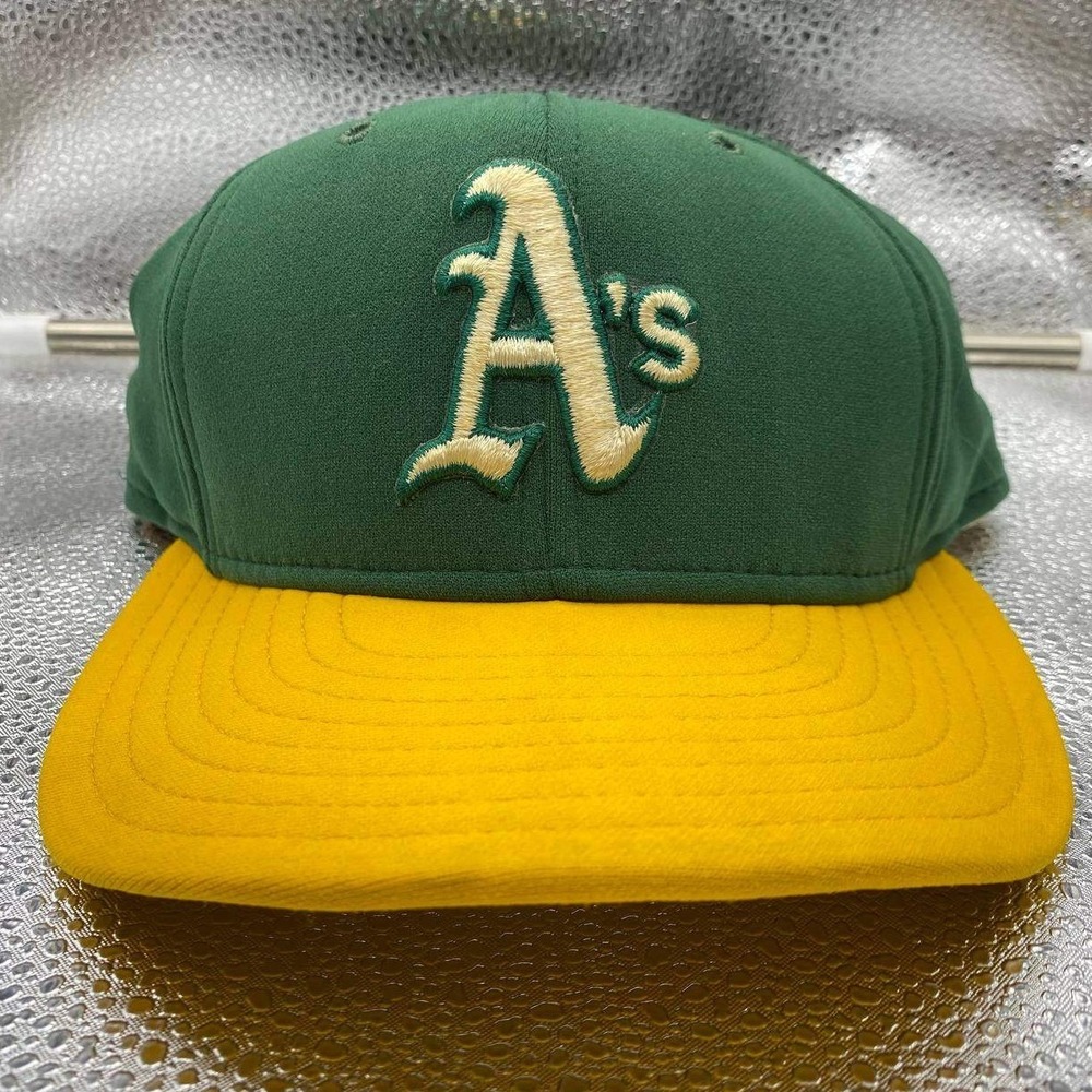 Vintage Oakland Athletics AJD Snapback Hat Mens Large Green Yellow MLB Cap Nylon